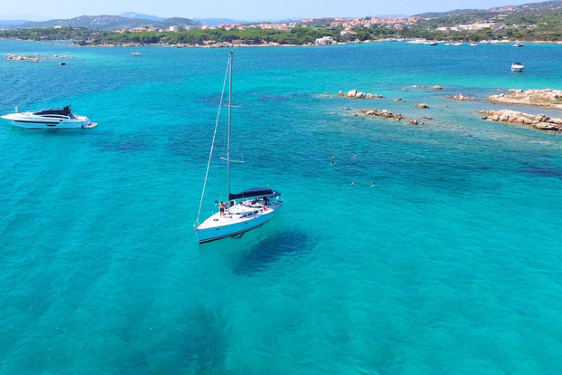 Ab Cannigione: Segelboottour im La Maddalena Archipelago