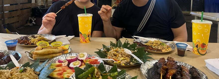 Visite de la cuisine de rue de Makati, terminée par une vue sur les toits de la ville