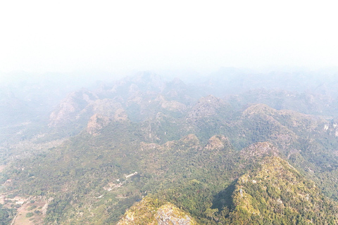 Half Day Hiking to Cat Ba National Park with a Guide