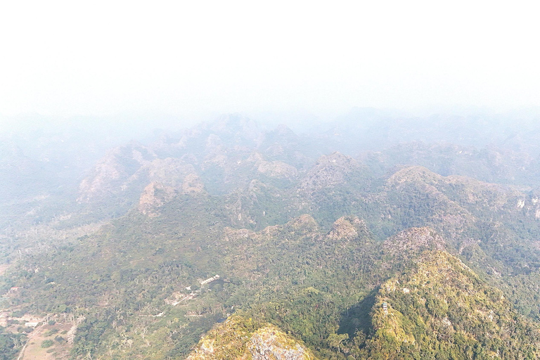 Half Day Hiking to Cat Ba National Park with a Guide