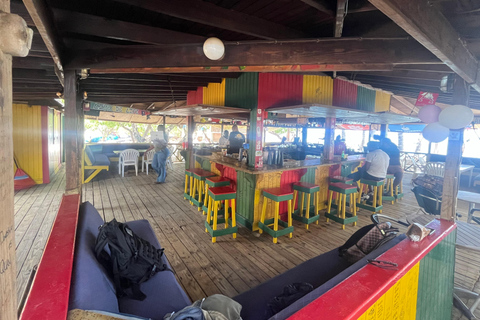 St Kitts: Reggae Beach & Timothy Hill - Vibes and View Tour