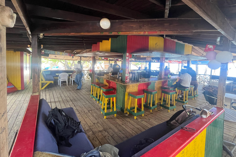 St Kitts: Reggae Beach & Timothy Hill - Vibes and View Tour