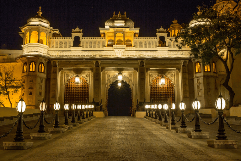 Udaipur Night Walk: Discover History, Culture &amp; Stories
