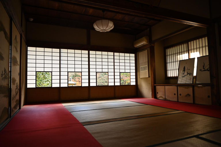 Kyoto: Sennyu-ji Temple Walking Tour with Matcha Tea