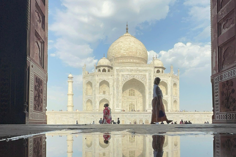 Taj Tuk tuk tour with skip the line