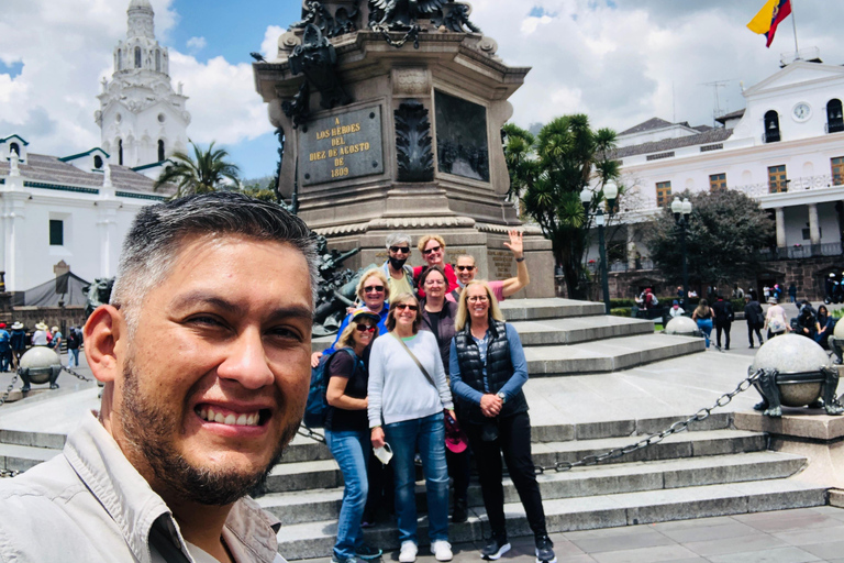 Quito's Day - Stadtführung + Mitte der Welt + Teleferico