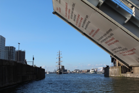 Antwerpia: rejs statkiem po starym porcie ze śniadaniem Napoje i przekąskiAntwerpia: rejs statkiem, stary port miejski, napoje i przekąski
