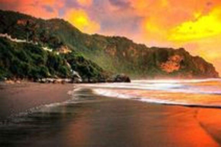 Yogyakarta: Esperienza di tramonto sulla spiaggia di Parangtritis