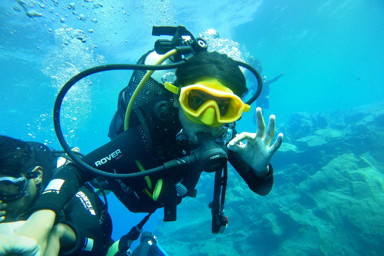 Santorini: Scuba Diving Experience in Caldera for Beginners Santorini: Scuba Diving Experience in the Volcanic Caldera
