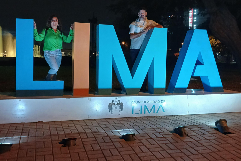 Entdecke den Zauber Limas bei Nacht: Parque de las Aguas+Barranco+Miraflores