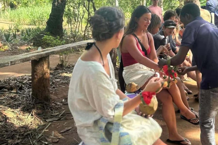 Farma przypraw, Stone Town, Prison Island i piaszczysta łacha NakupendaWYCIECZKA PRYWATNA BEZ ODBIORU Z HOTELU I TRANSPORTU POWROTNEGO