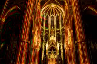 Wien: Light of Creation Votivkirche Immersive Lichtshow
