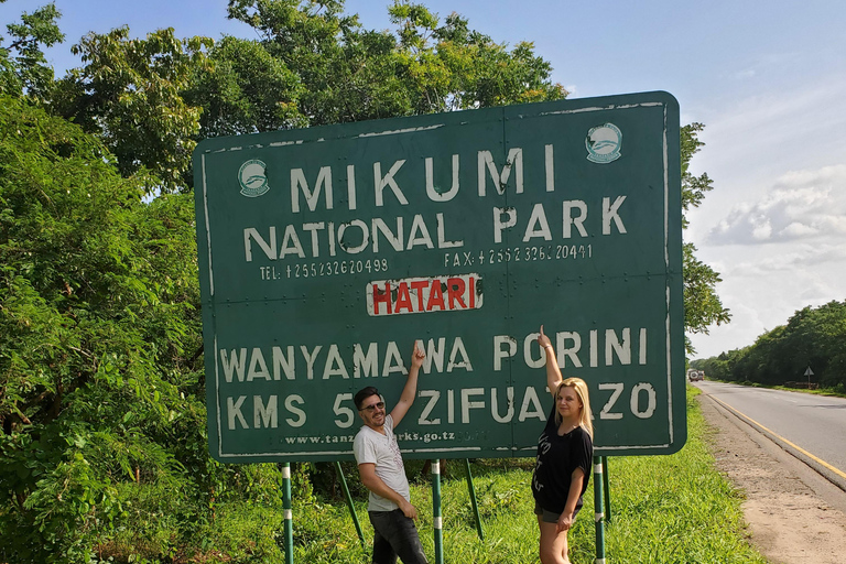 SAFARI CONFORTABLE D&#039;UNE JOURNÉE DE ZANZIBAR À MIKUMI PAR VOL