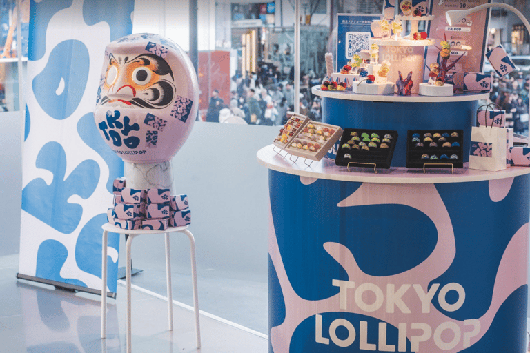 Tokyo: Daruma Painting Workshop and Religious Insight Tour Tokyo: Daruma Painting Workshop