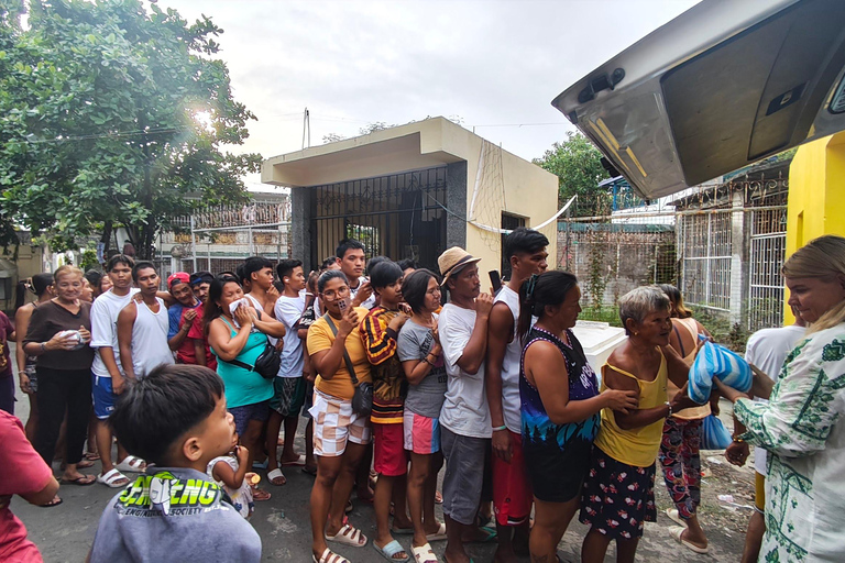 Manila: Community Immersion Tour with hotel pick up & drop