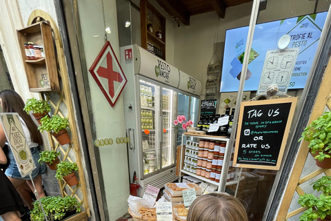 Genoa: Food and Wine Tasting Walking Tour