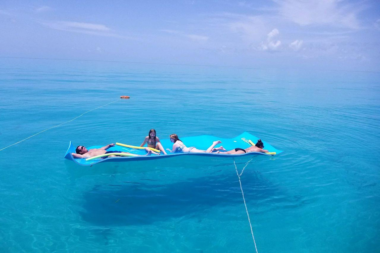 Key West: Bootserlebnis mit Wassersport, Mahlzeiten und Getränken