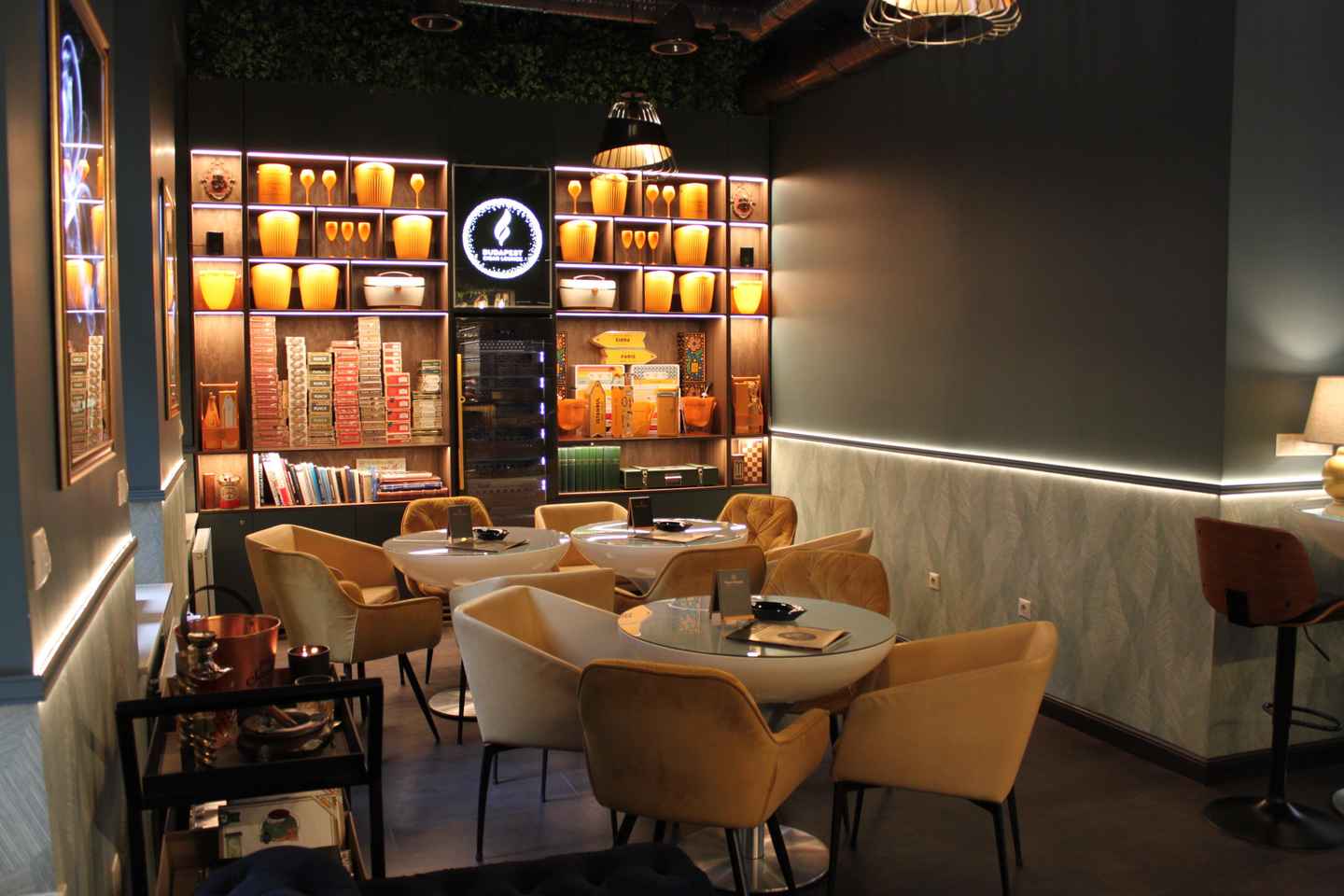 Budapest Cigar Lounge Experience - Group Ticket