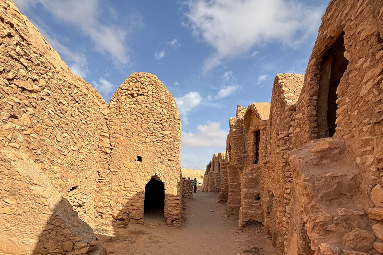 Djerba & Zarzis: Spend the night under the stars and watch the sunrise in the desert ✨ Djerba & Zarzis: Night under the stars and sunrise in the desert ✨