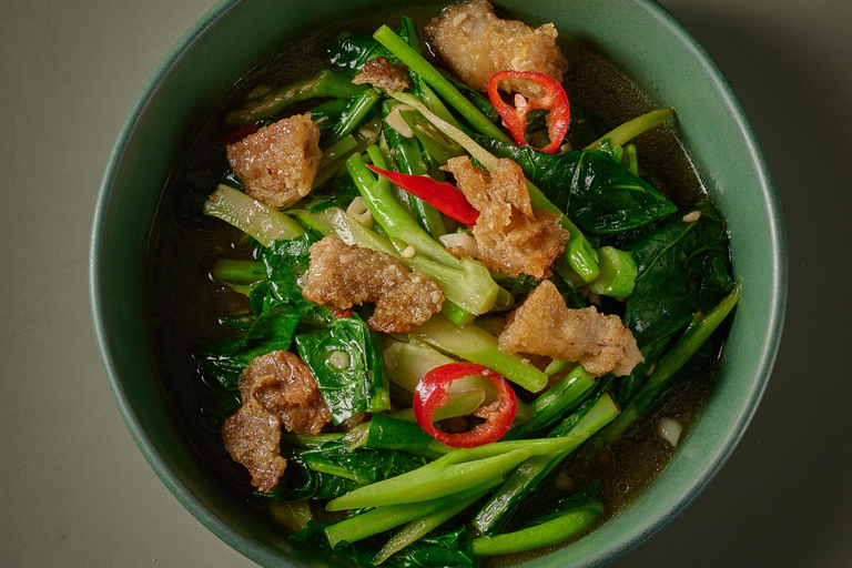 Phuket: Thai Dining Experience at Three Monkeys Restaurant Thai Set Menu for 2 - Set D