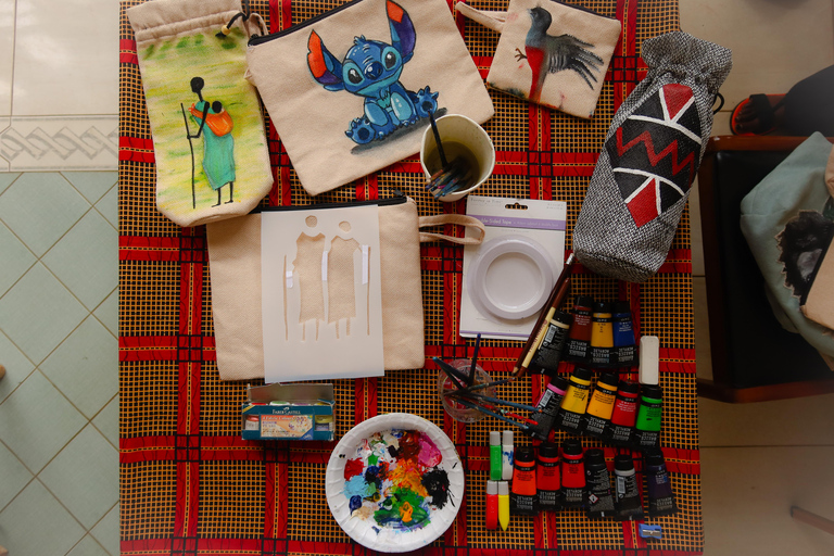 Kigali: Paint Your Own Tote Bag Workshop with Local Artist Medium Canvas Pouch (22 × 16 cm)