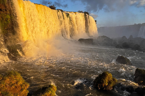 Iguassu Falls Sunrise Tour with Hotel Pickup