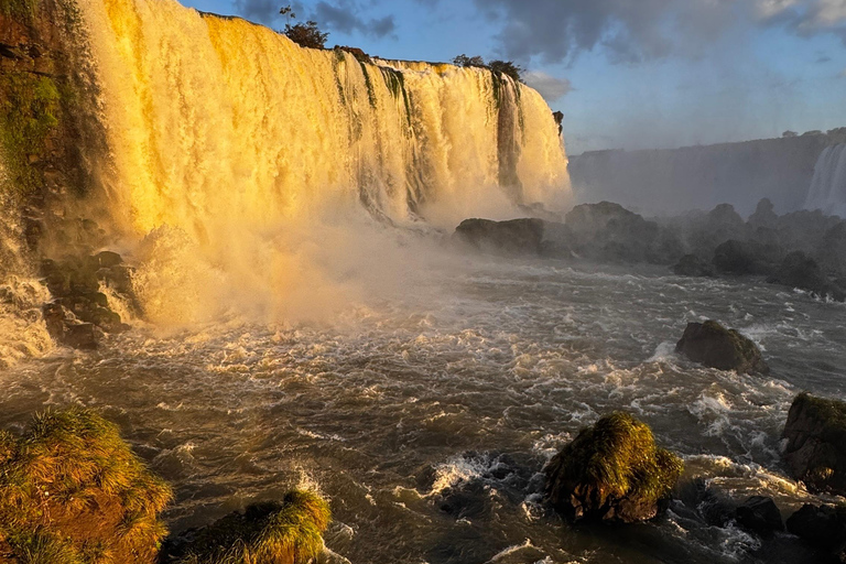 Iguassu Falls Sunrise Tour with Hotel Pickup