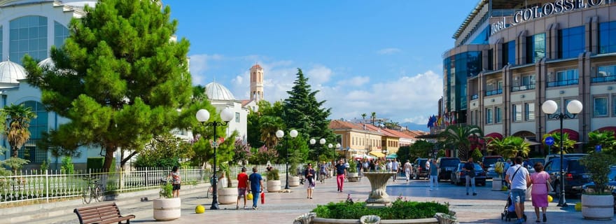 Conduite et découverte : La ville de Shkodra, son château et son lac