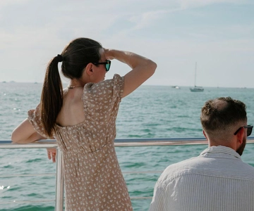 Key West: Afternoon Catamaran Sail and Dolphin Watch