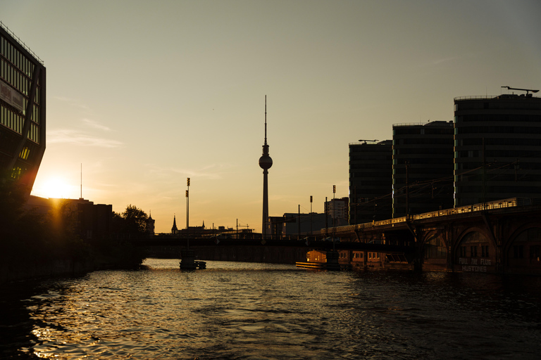 Berlin: Private Photo Session Tour