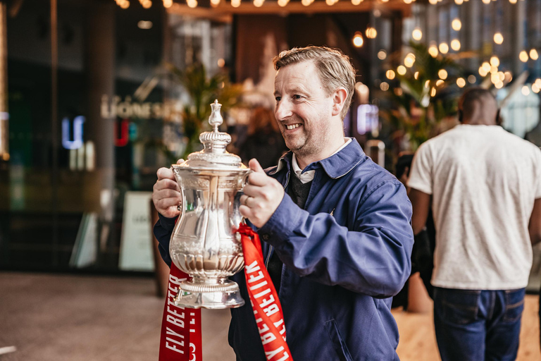 Londyn: Wycieczka z przewodnikiem po stadionie WembleyLondyn: stadion Wembley z przewodnikiem