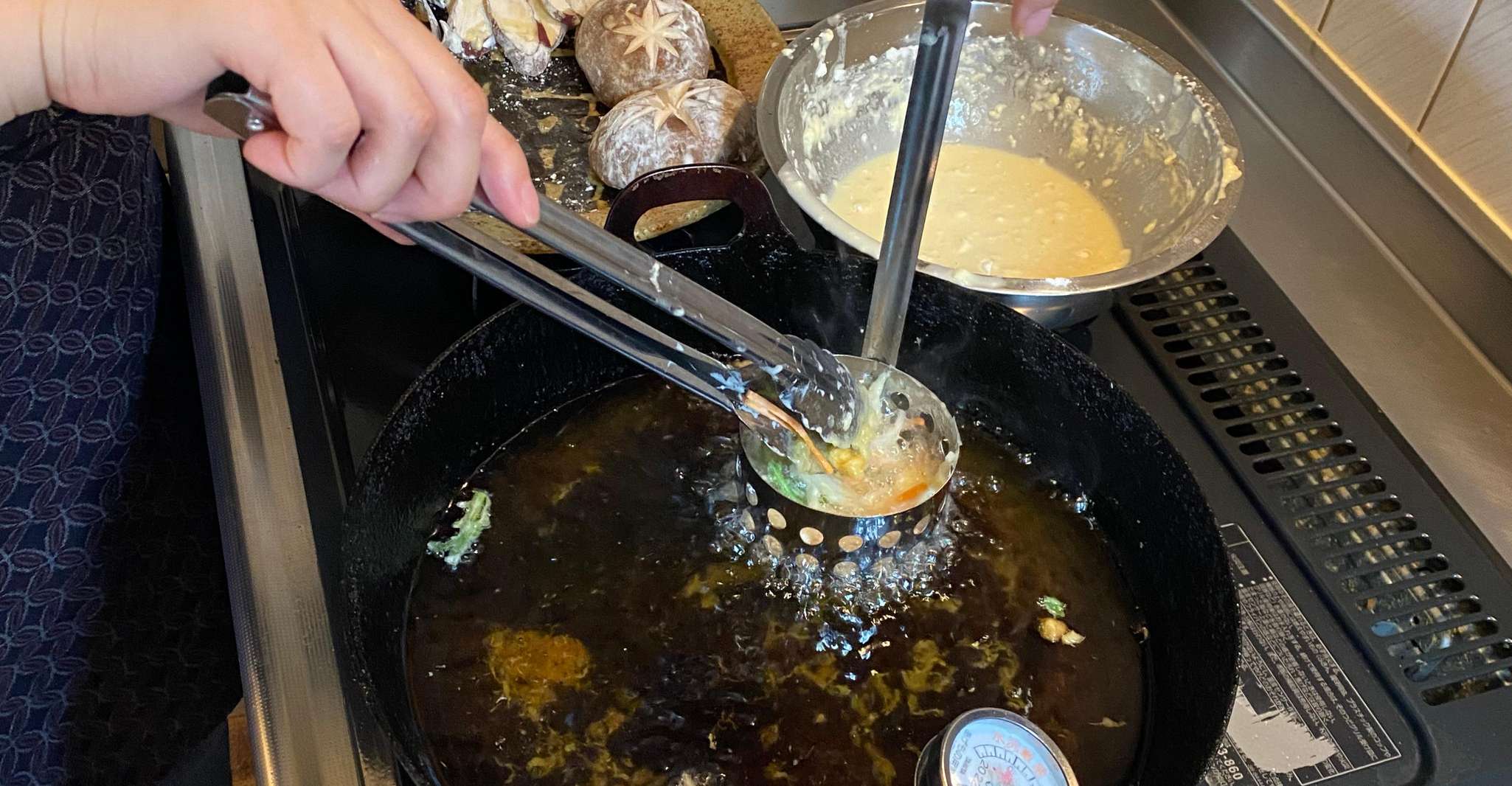 Osaka Authentic Tempura & Miso Soup Japan Cooking Class photo 9