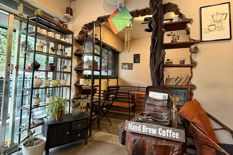 Kathmandu: Slow Tea Experience & Local Cultural Conversation