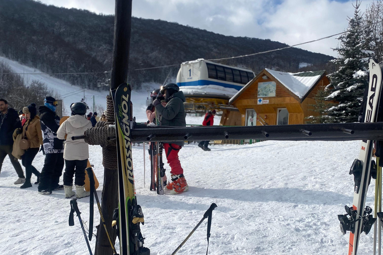 埃里温：迈勒滑雪度假村和修道院私人一日旅行