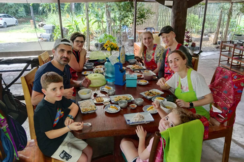 Krabi : Authentieke Thaise kookles met rondleiding over de markt