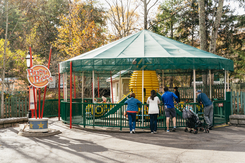 Pigeon Forge: biglietto d'ingresso al parco tematico DollywoodBiglietto d'ingresso per 1 giorno al parco a tema Dollywood