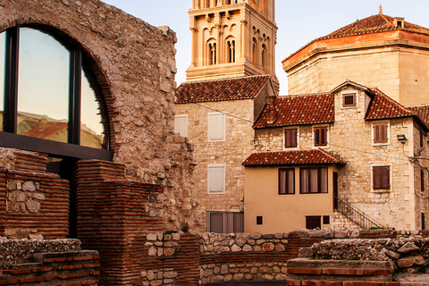 Essential Diocletian's Palace Tour + Group Selfie Time Ultimate Diocletian's Palace Tour + Vestibule Dome Selfie