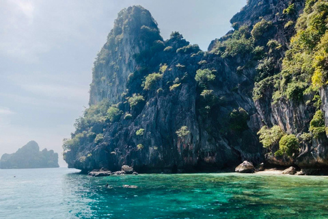 Ko Lanta: Klassisk Longtail-båttur till 4 öar med lunchKo Lanta: Klassisk båttur med lång svans och lunch på 4 öar