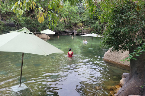 Da Nang: Hot Spring Park Entry with Lunch and Dinner