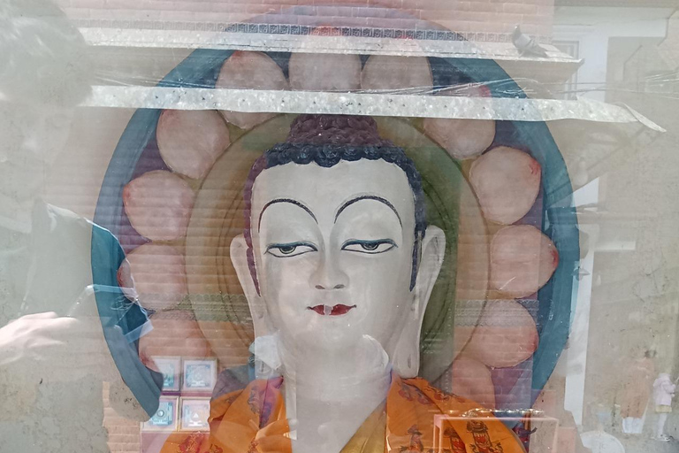 Kathmandu Walking Tour: Hidden Gems & Local Markets