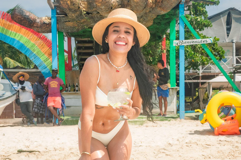 Tour of the Baru viewpoint beach in Cartagena Tour of the beach at the Baru viewpoint in Cartagena