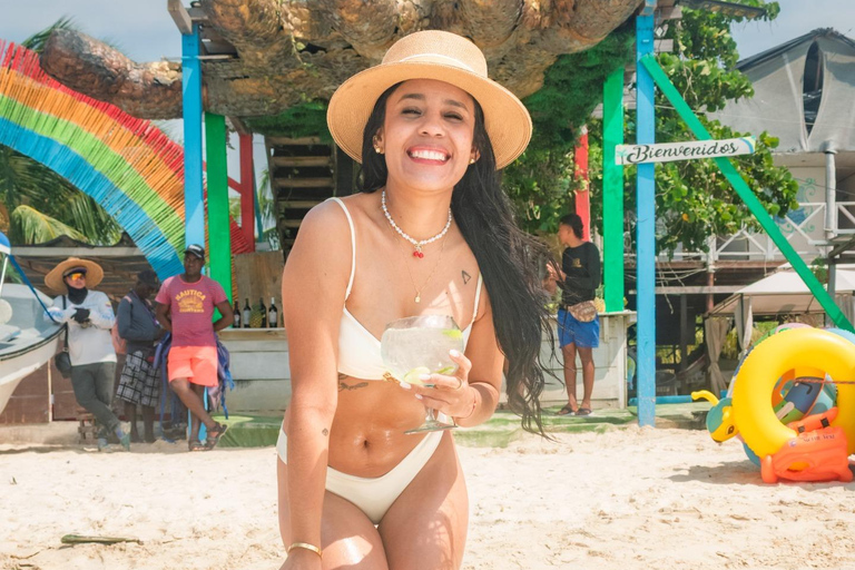 Tour of the Baru viewpoint beach in Cartagena Tour of the beach at the Baru viewpoint in Cartagena