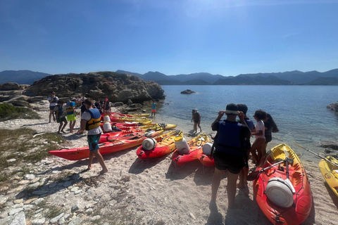 Saint-Florent: Sea kayak excursion in the Agriates desert Saint-Florent: Sea Kayaking Excursion in the Agriates Desert