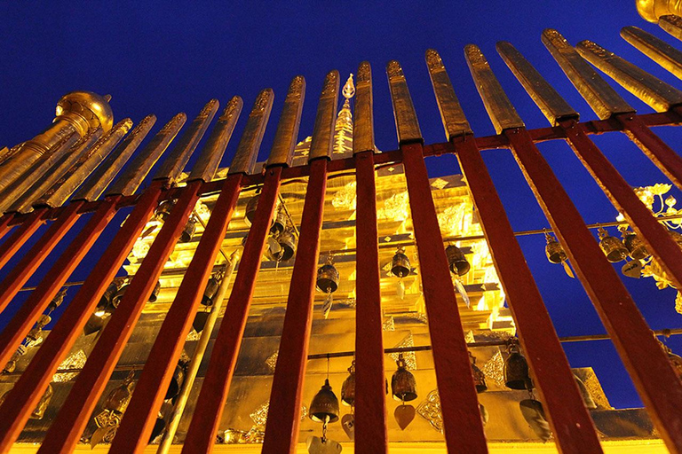 Chiang Mai après le crépuscule : Visite du Doi Suthep et du Wat Umong au crépuscule