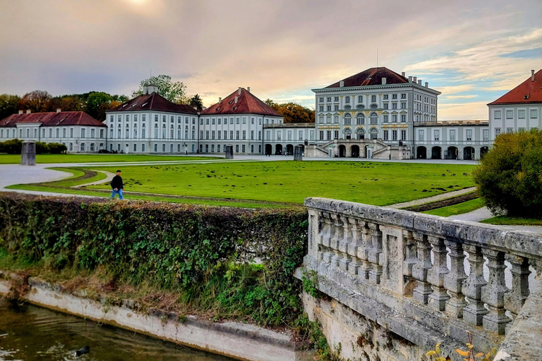 Bike through Munich's life: The bike tour through the cosmopolitan city with a heart Cycling through Munich's life: The bike tour through the cosmopolitan city with a heart