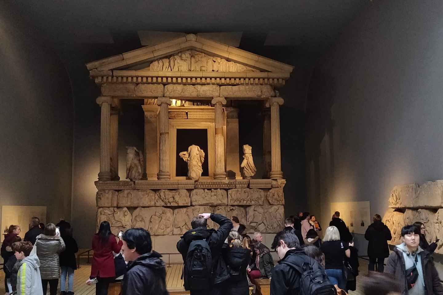 London: British Museum Tour with Archaeologist Guide
