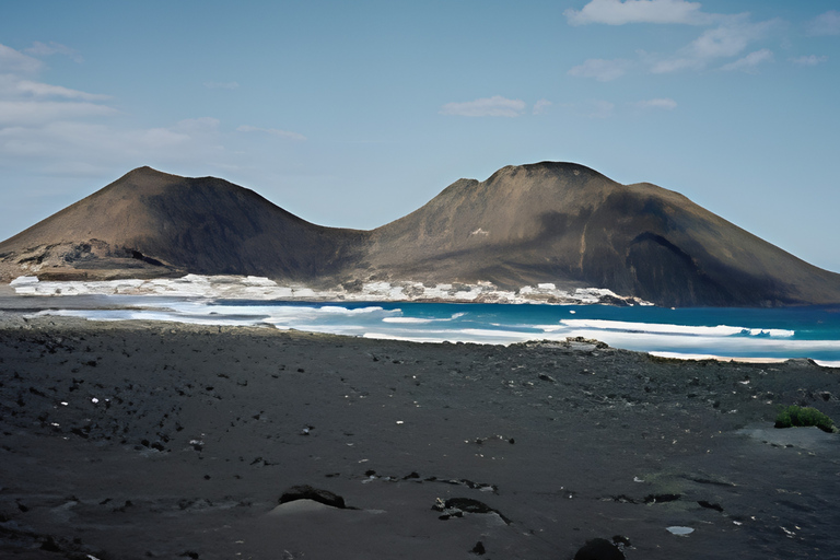 São vicente tour: Sahara Dunes & kitesurf beach highlights