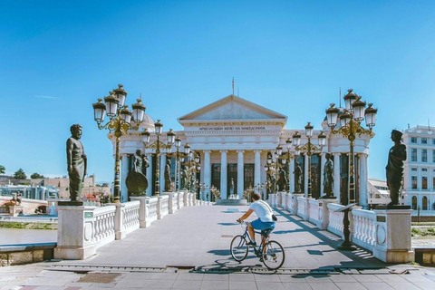 Au départ de Tirana, circuit de 3 jours : Albanie &amp; Macédoine &amp; Kosova