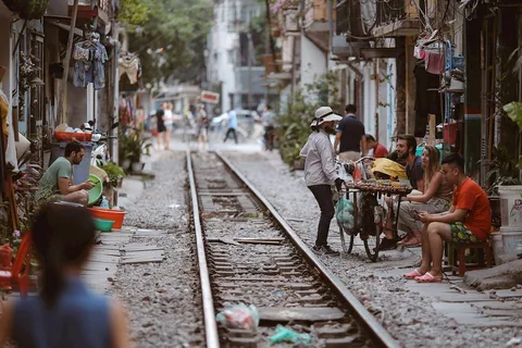 Private Hanoi Walking Tour with visit Train Street