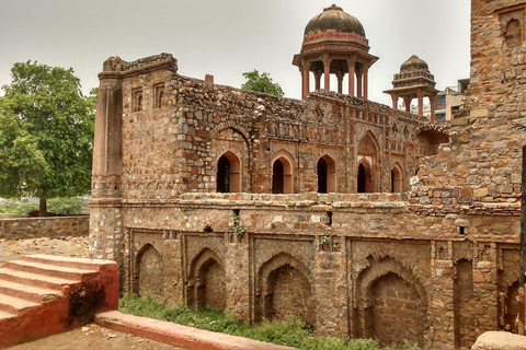 Delhi: Arkeologisk park i Mehrauli med upphämtning från hotellDelhi: Mehrauli Archaeological Park Tour med upphämtning från hotell